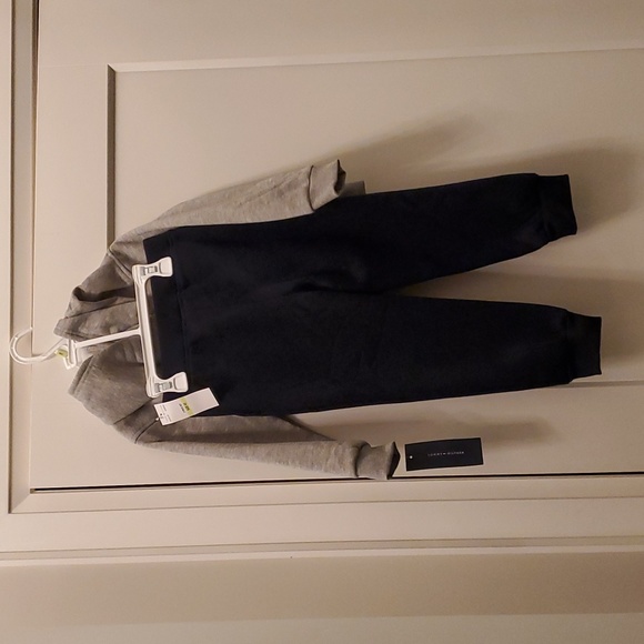 Tommy Hilfiger track suit set NWT - Picture 3 of 3